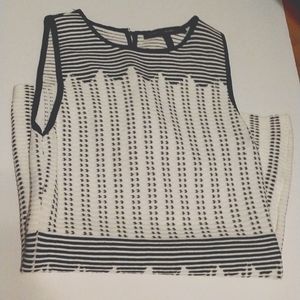 White House Black Market Sleeveless Top black and white XS